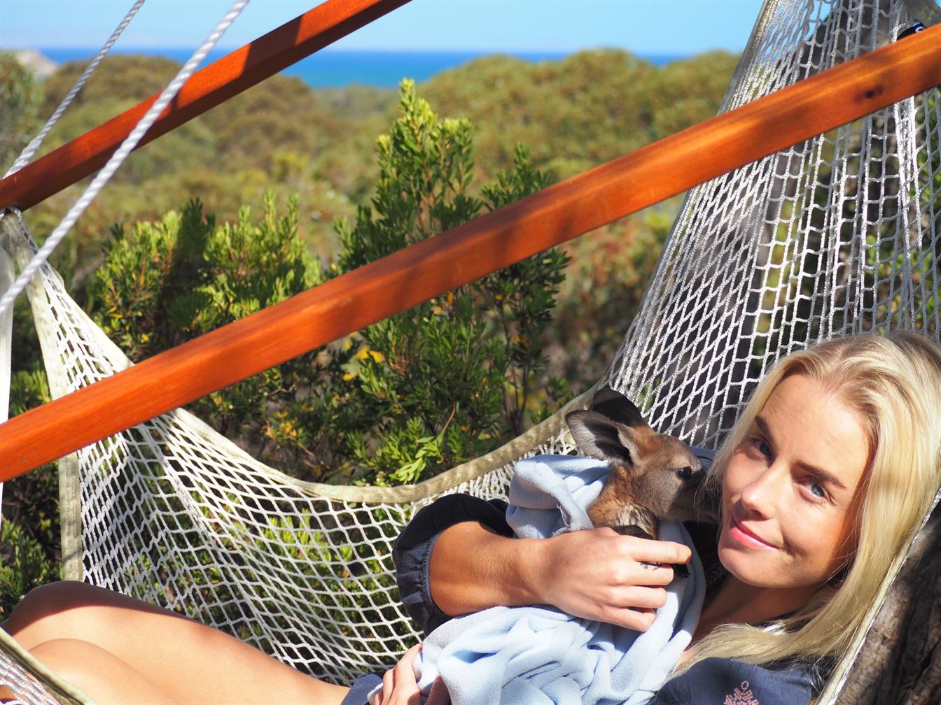 5 Reasons to Love Hammock Chairs